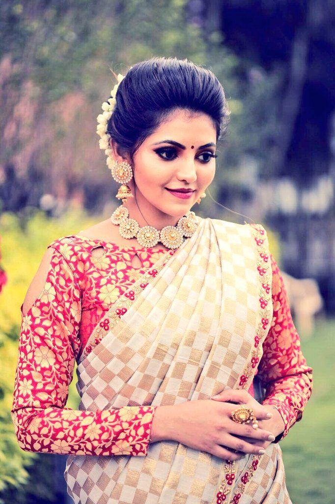 Pretty Actress Athulya Ravi Latest Beautiful Stills