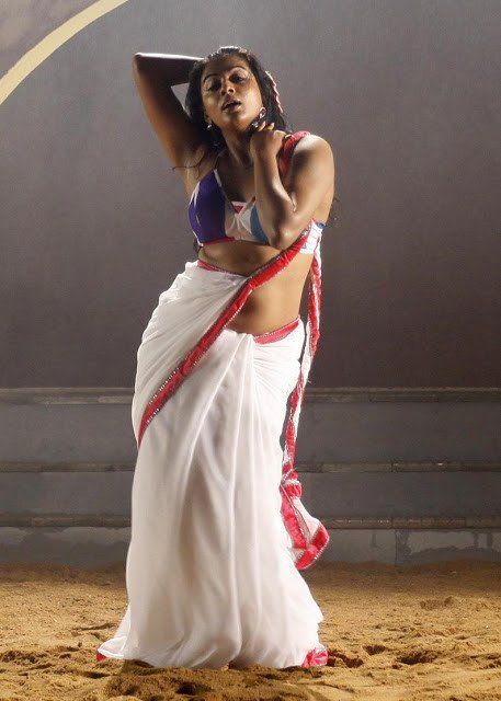 Priyamani Hot Photos & Pics