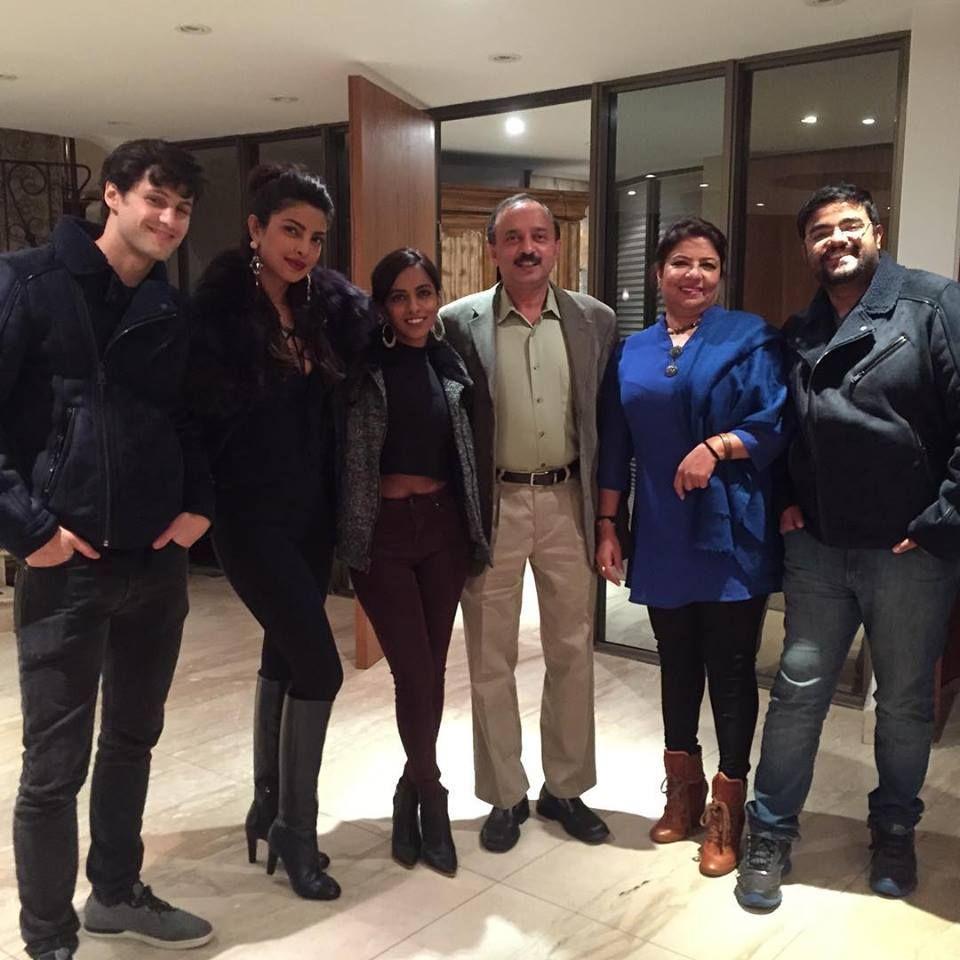 Priyanka Chopra Selfie Pics