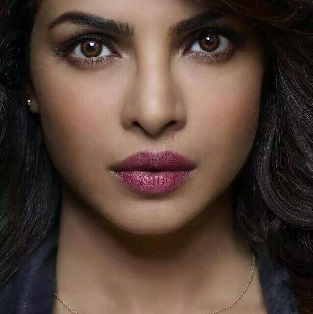 Priyanka Chopra Selfie Pics