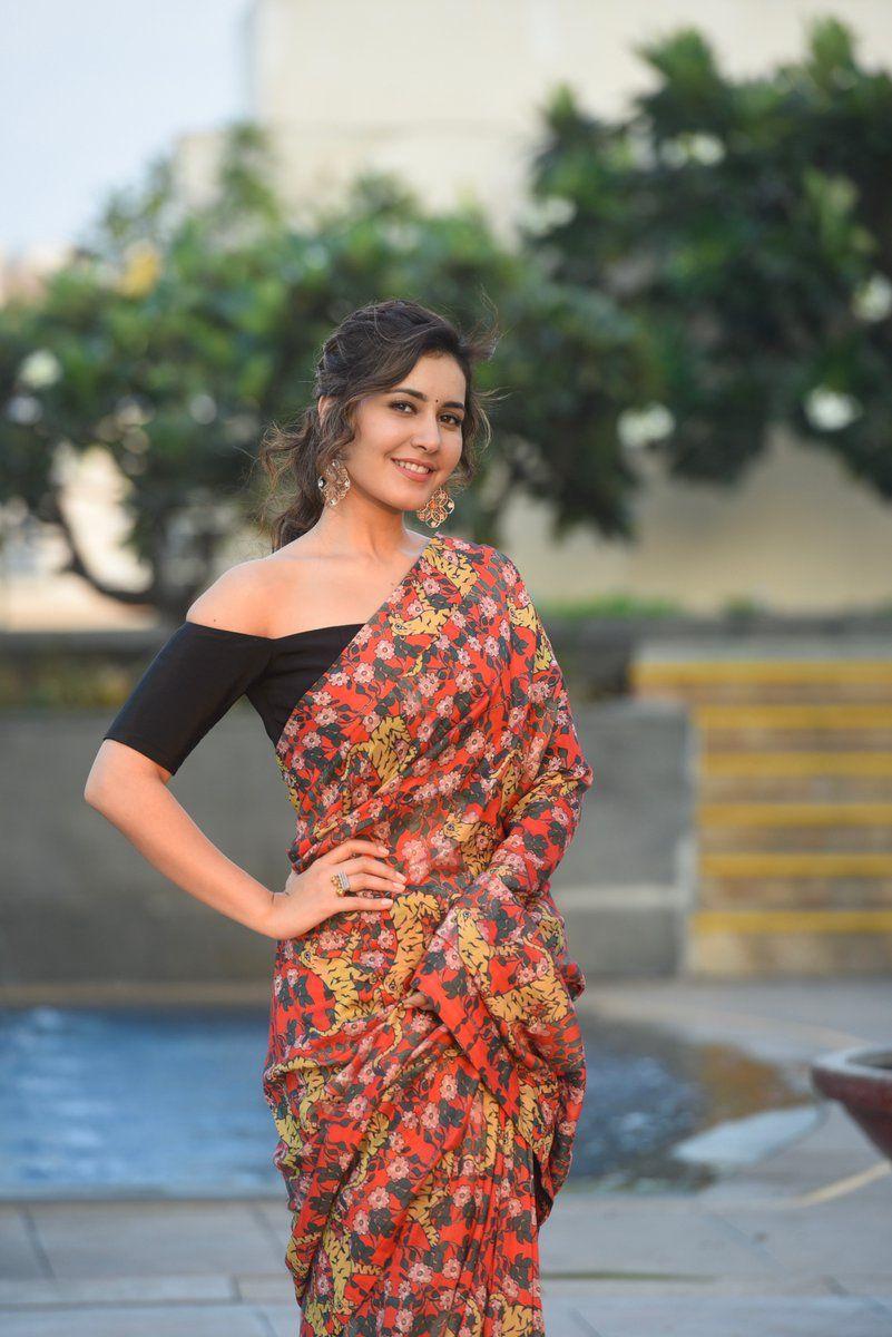 Raashi Khanna Latest Pics