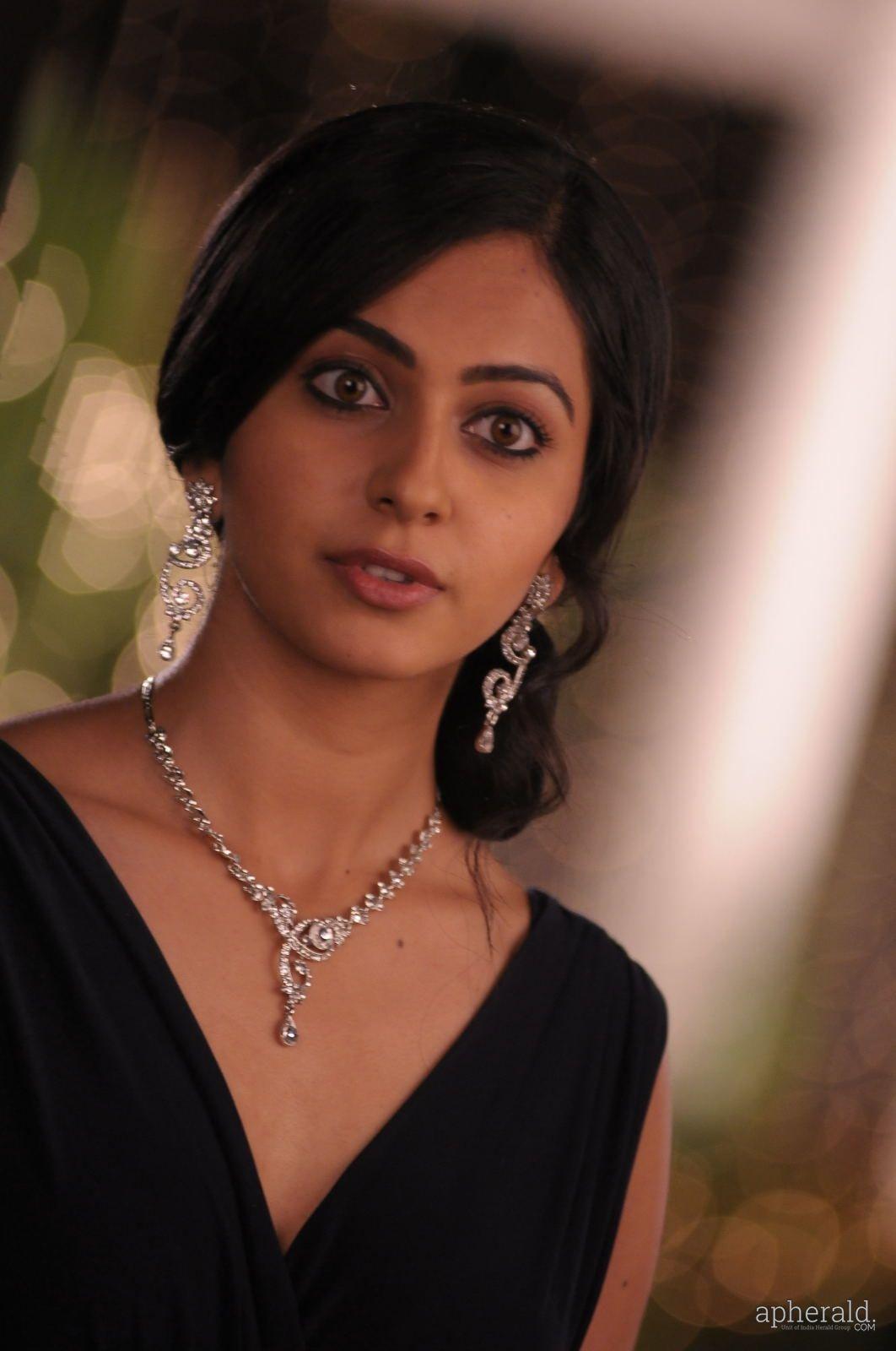 Rakul Preet Navel Photos