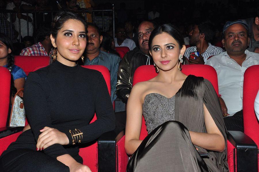Rakul Preet Singh at Chiru Birthday Celebrations Photos