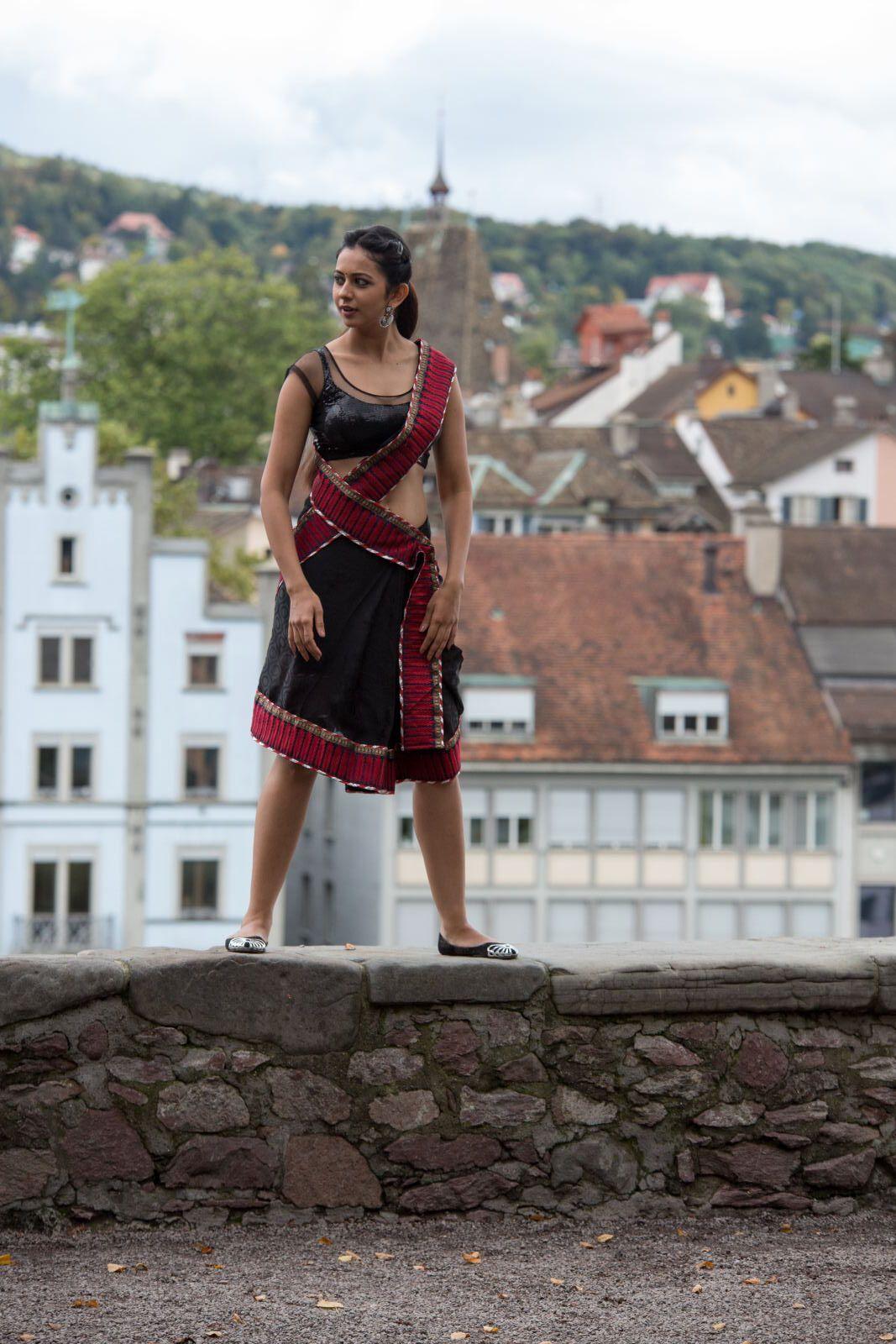 Rakul Preet Singh Hot Pics