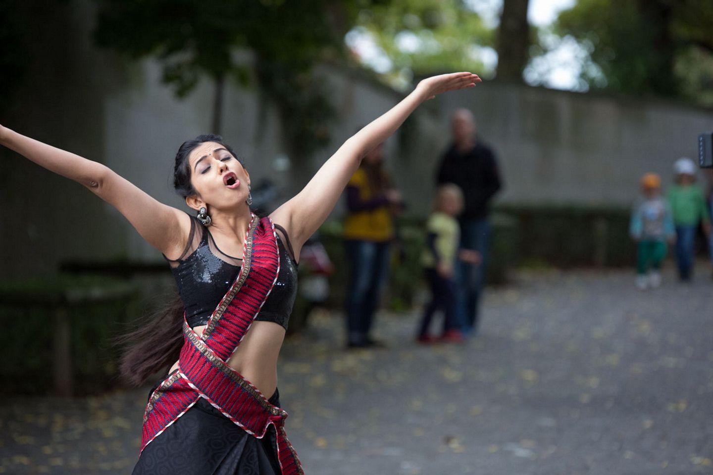 Rakul Preet Singh Hot Pics