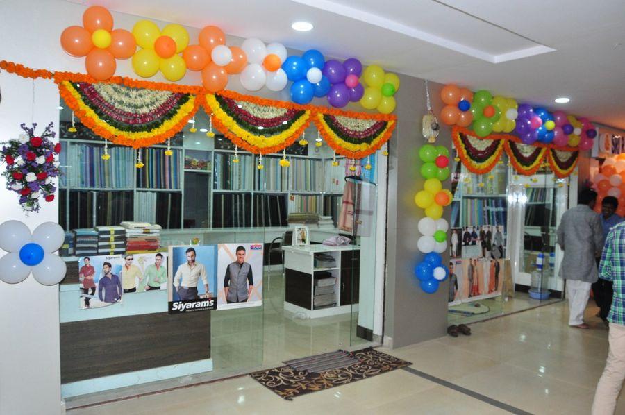 Rakul Preet Singh Inaugurates LPT Market Photos