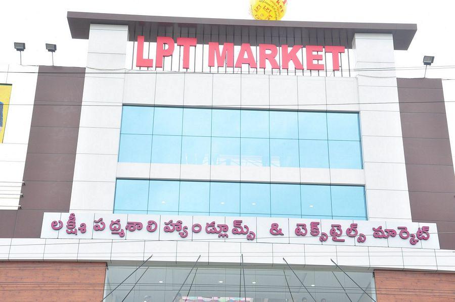Rakul Preet Singh Inaugurates LPT Market Photos