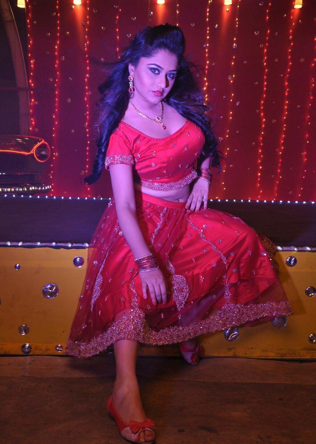 Ramya Barna Tamil Actress Hot Photos