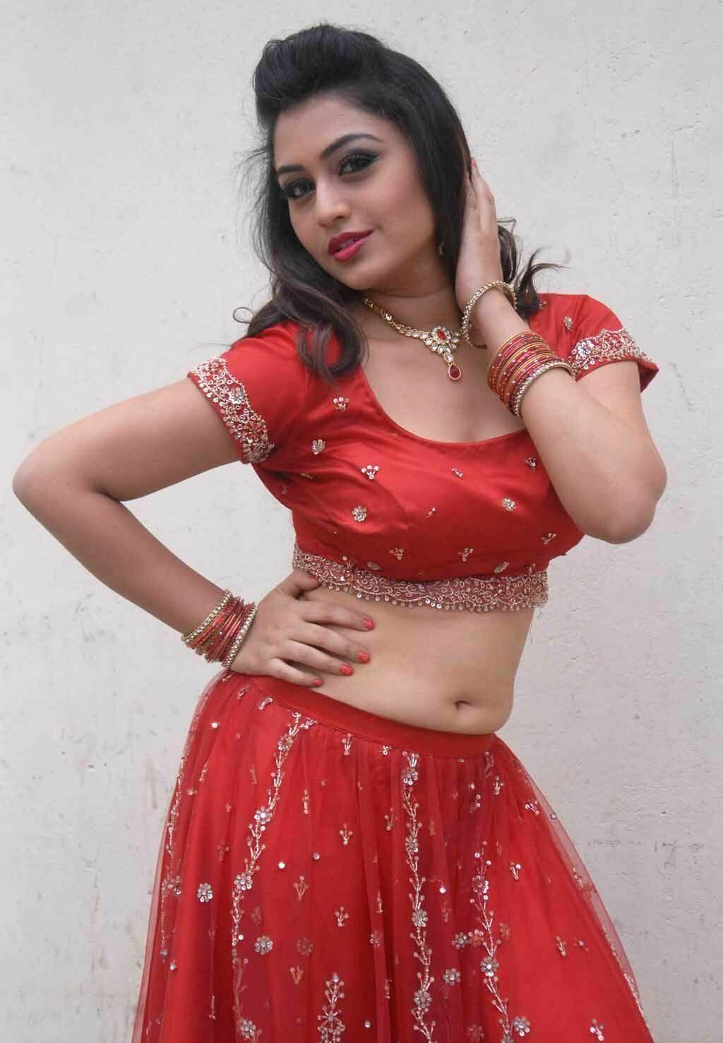 Ramya Barna Tamil Actress Hot Photos