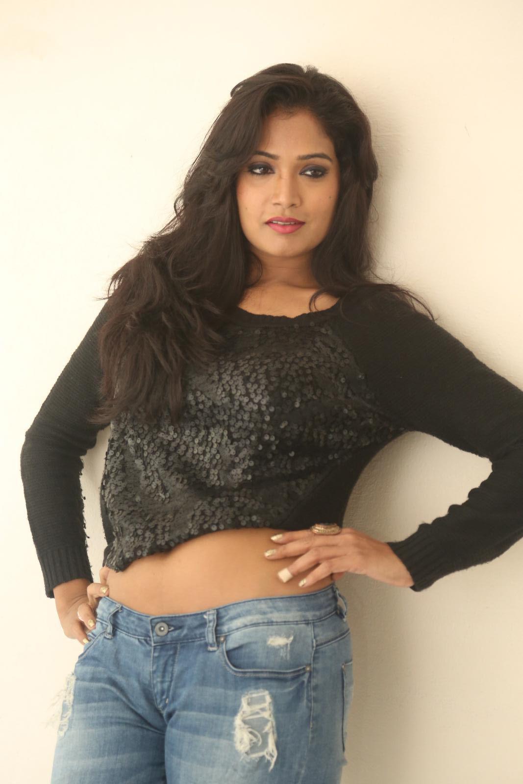 Ramya Sexy Photos