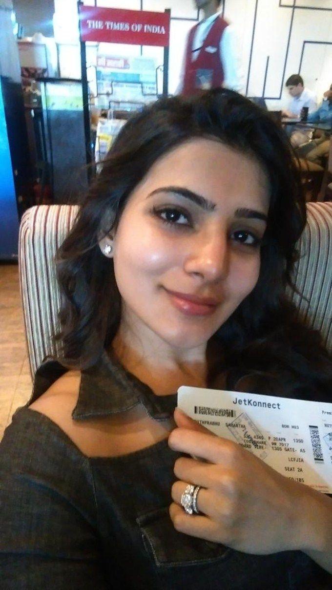 Rare And Cute Photos Of Gorgeous Samantha