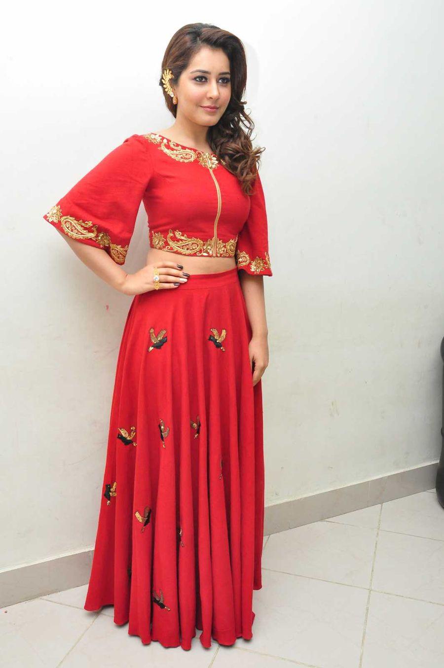 Rashi Khanna at Shivam Audio Launch