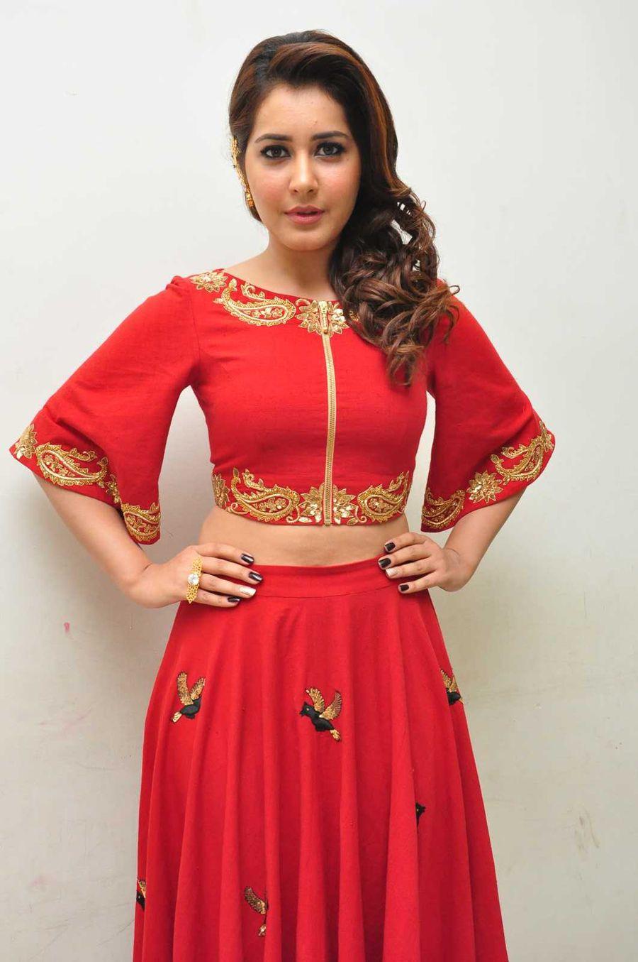 Rashi Khanna at Shivam Audio Launch