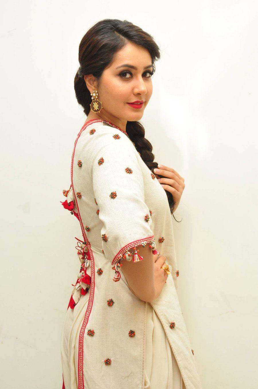 Rashi Khanna Stills at Supreme Audio