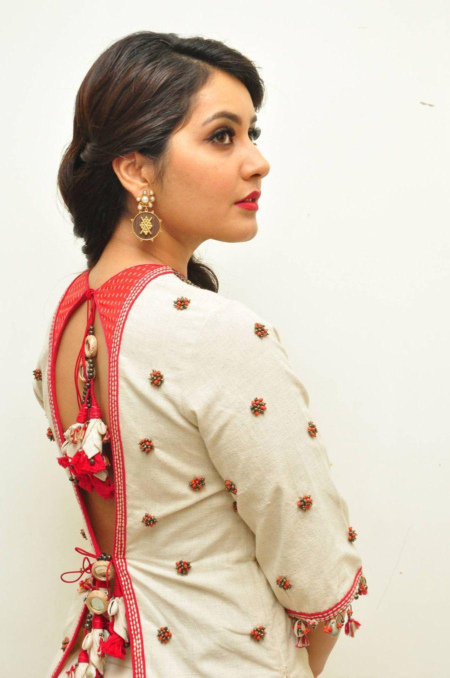 Rashi Khanna Stills at Supreme Audio