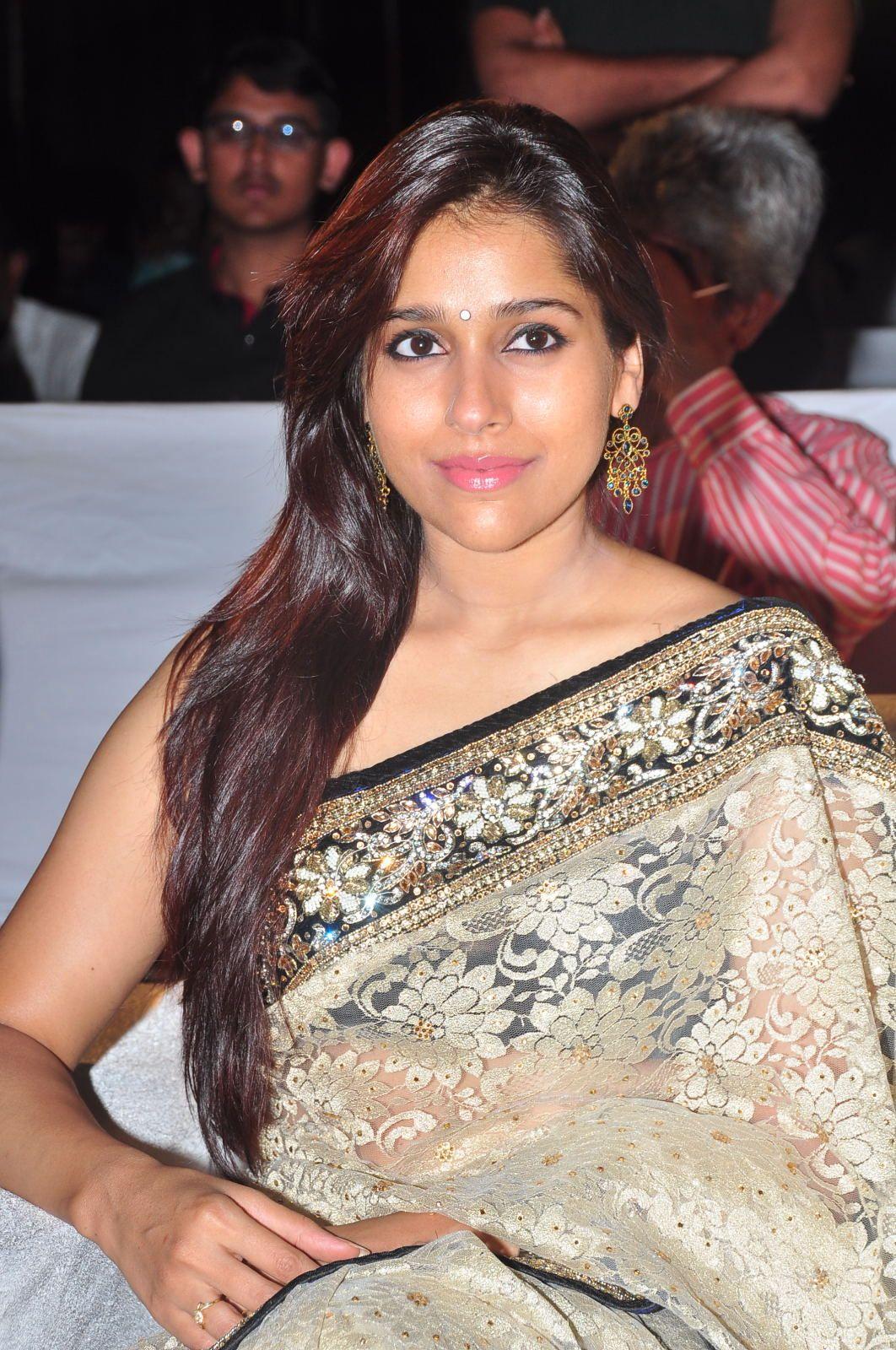 Rashmi Gautam Beautiful Saree Images