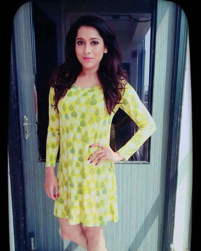 Rashmi Gautam Latest Unseen Pics