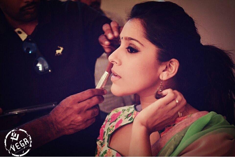 Rashmi Gautam Latest Unseen Pics