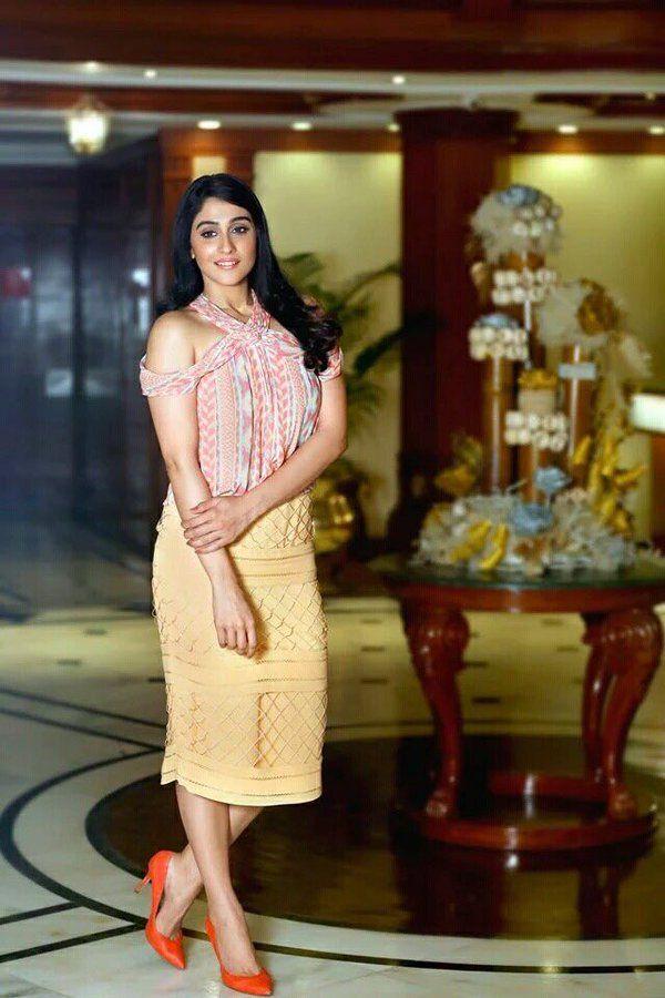 Regina Cassandra Hot Stills