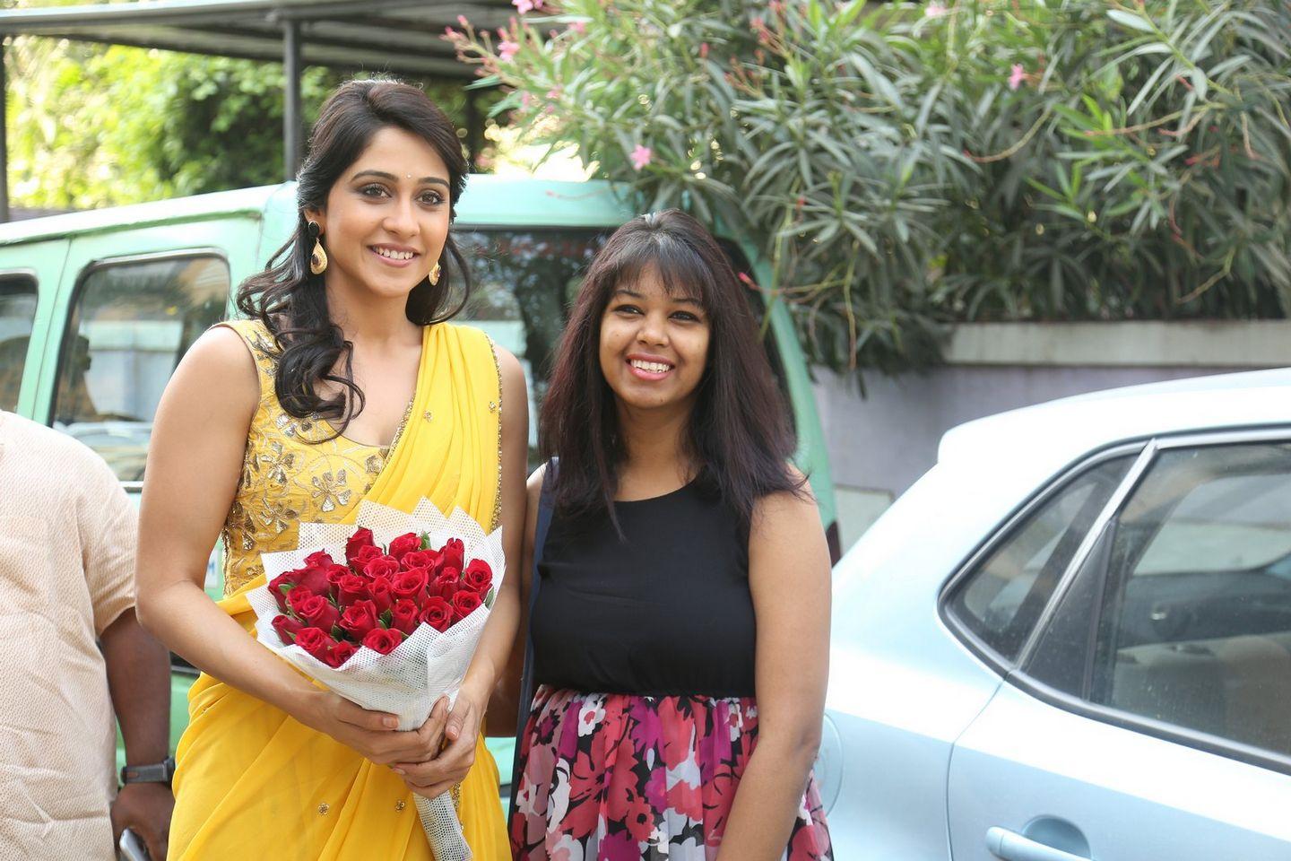 Regina Cassandra Stills At 92.7 Big Fm
