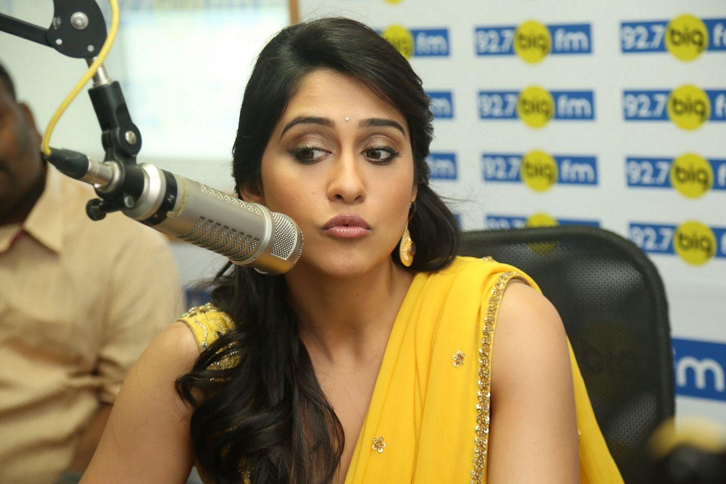 Regina Cassandra Stills At 92.7 Big Fm