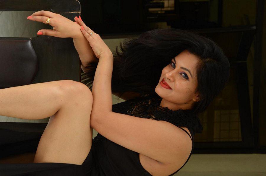 revathi chowdary Sexy Hot Stills