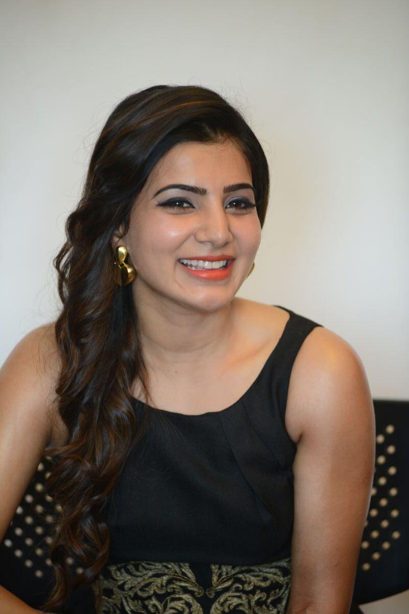 Samanta Interview Stills