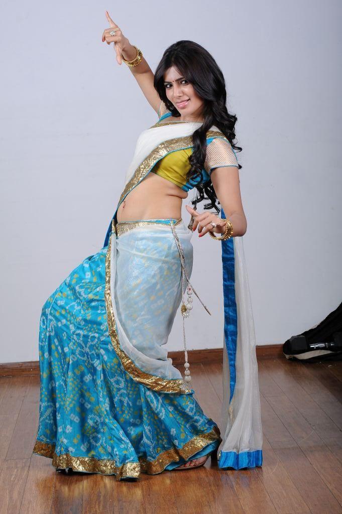 Samantha Hot Saree Photos