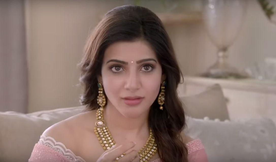 Samantha Latest Stills at Khazana Jewellery