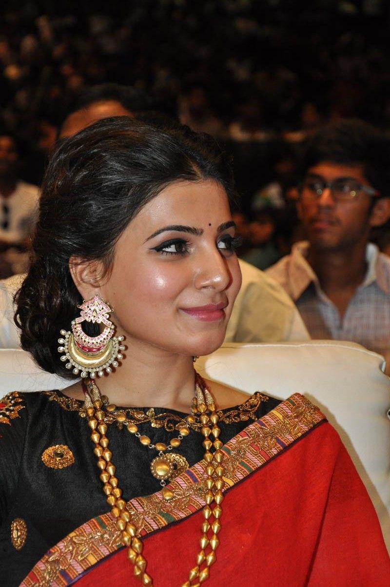 Samantha Stills At S/O Satyamurthy