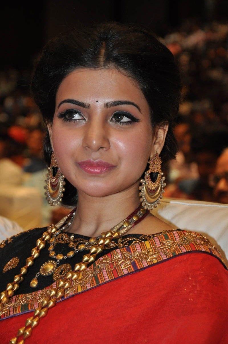 Samantha Stills At S/O Satyamurthy