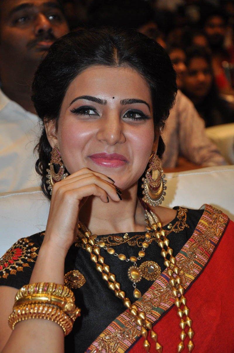 Samantha Stills At S/O Satyamurthy
