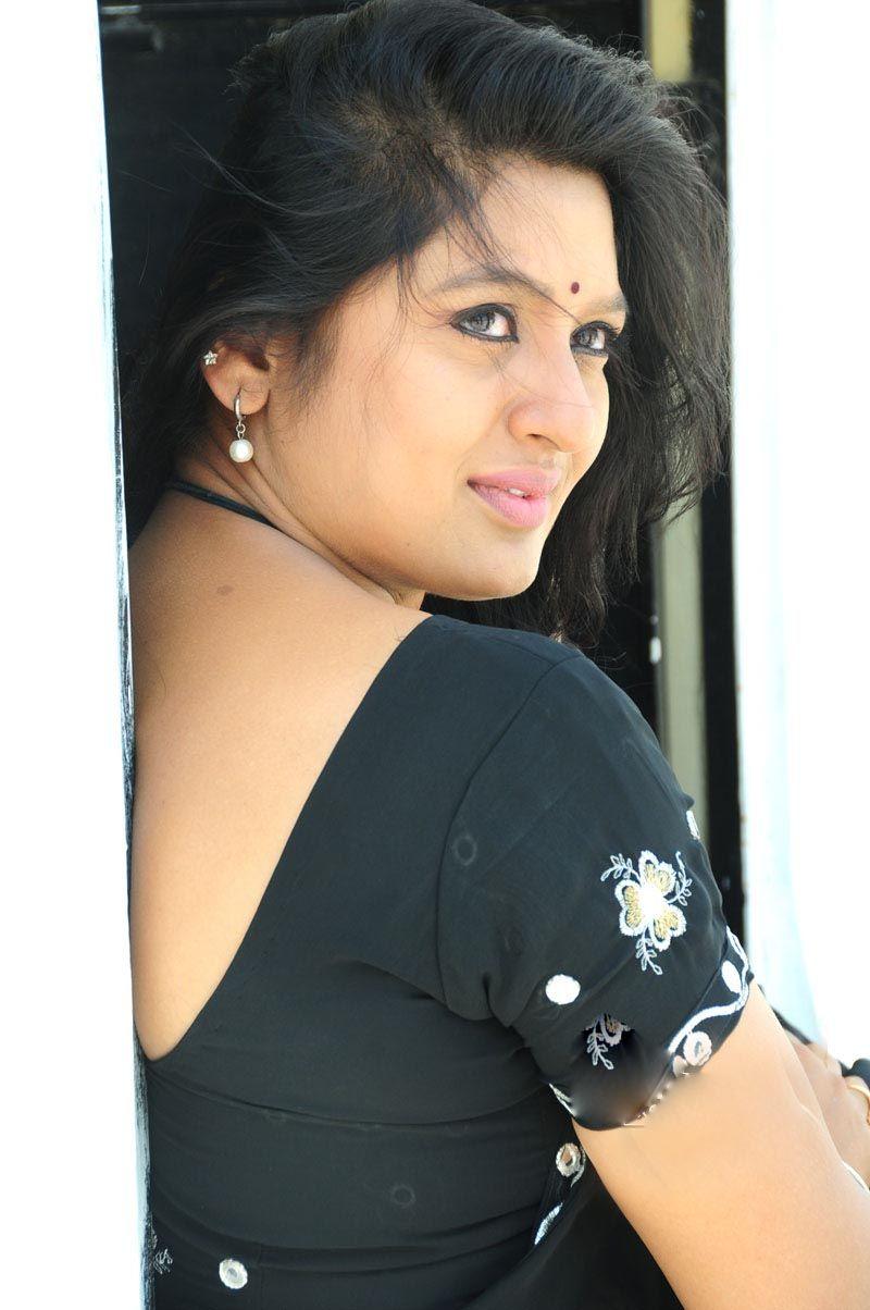 Sana Aunty Unseen Photos