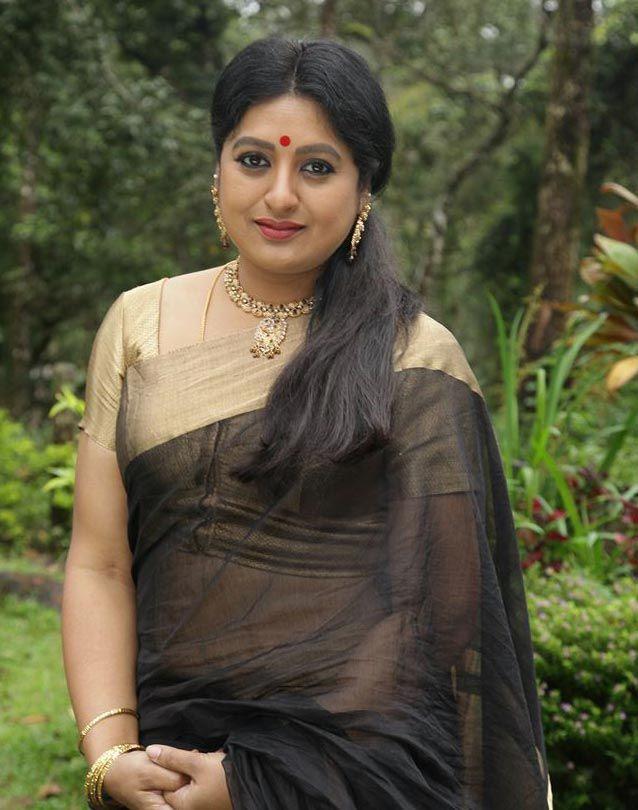 Sana Aunty Unseen Photos