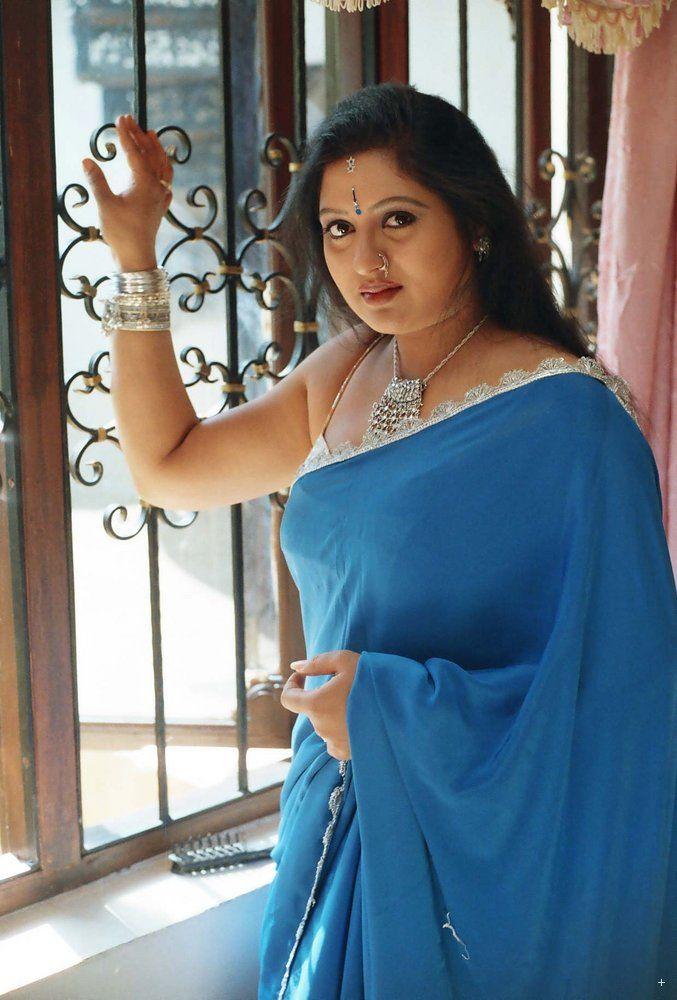 Sana Aunty Unseen Photos