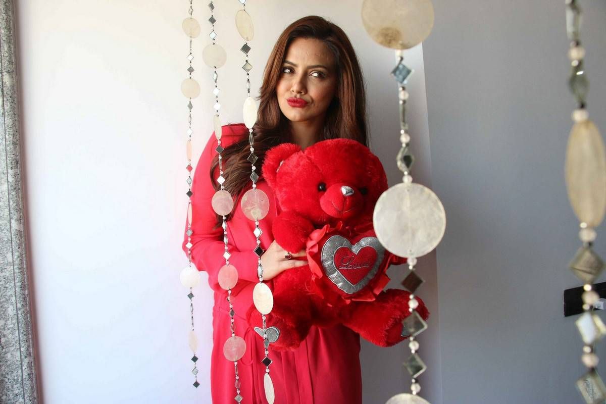 Sana Khan Valentines Day Special Photoshoot Stills