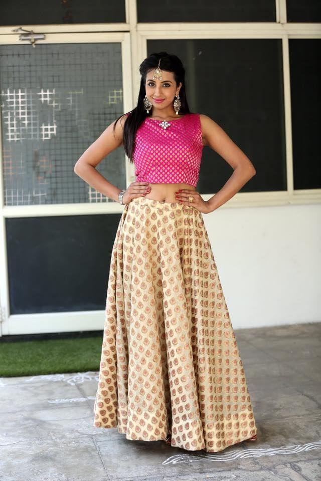 Sanjana Galrani Pretty Photos