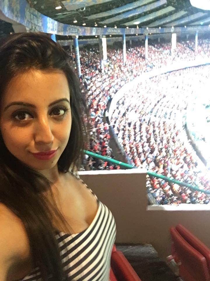 Sanjana Galrani Pretty Photos