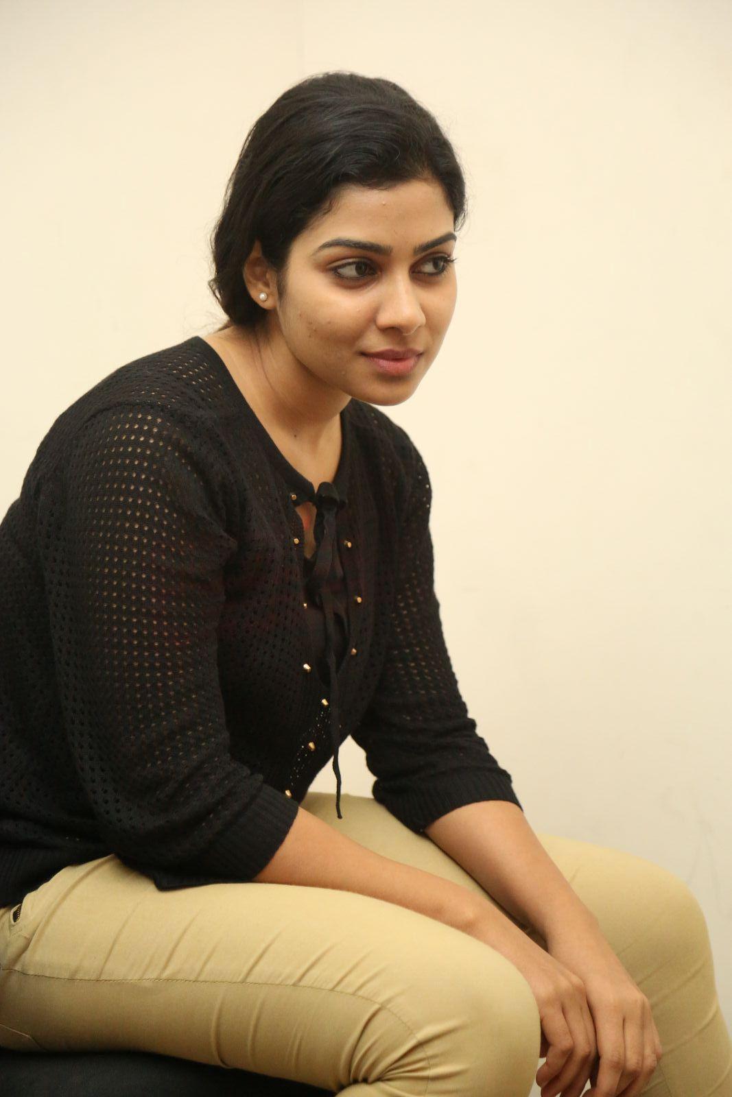 Sathna Beautiful Stills