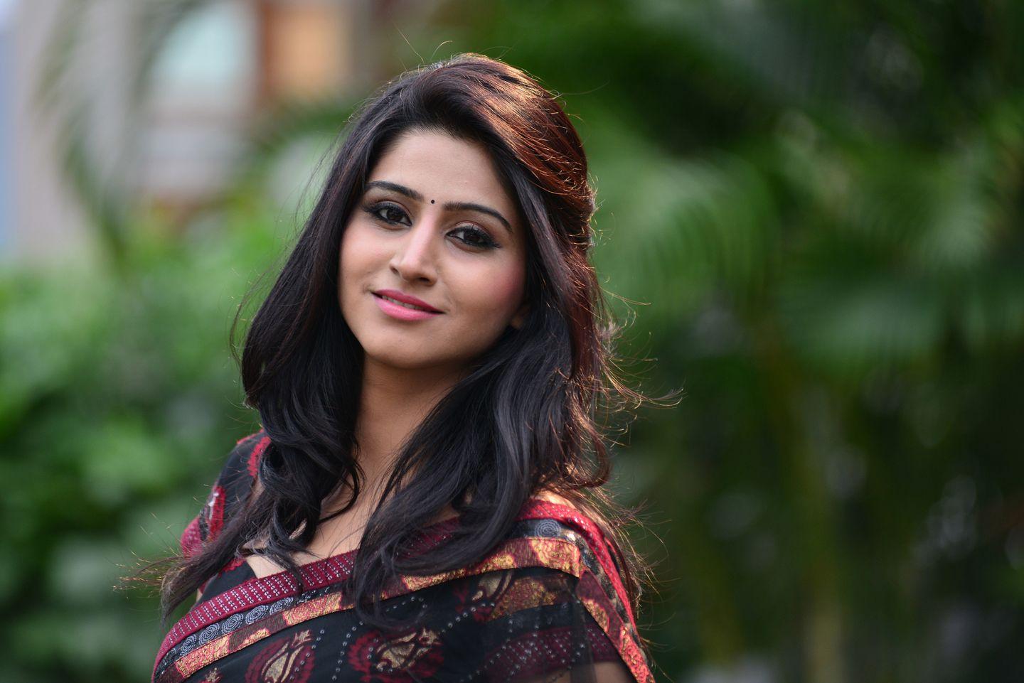 Shamili Sounderajan Stills in Best Actors Movie