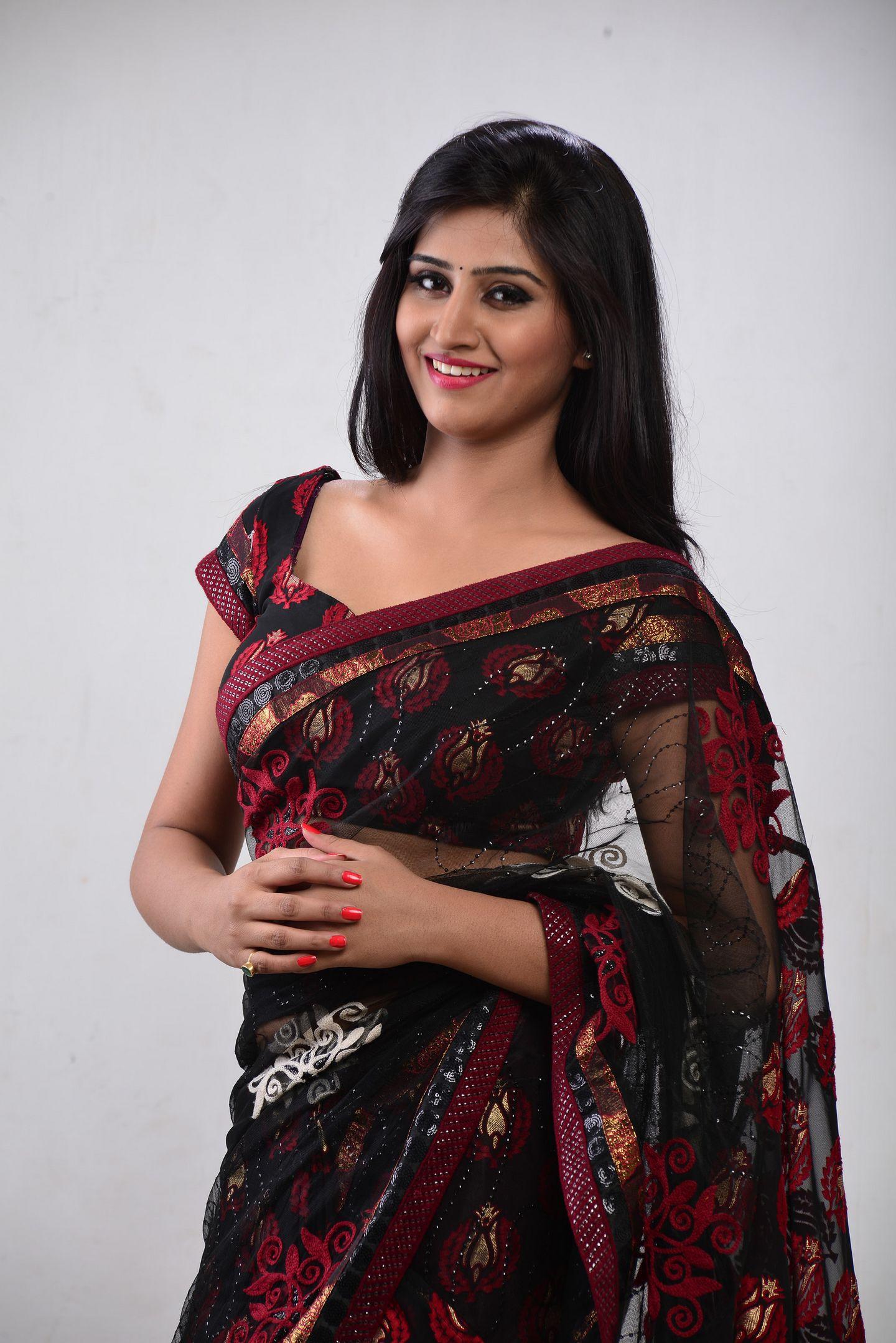 Shamili Sounderajan Stills in Best Actors Movie