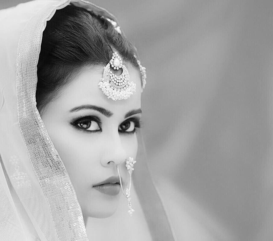 Sharmiela Mandre Sexy Pics