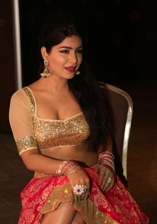 Shikha Malhotra Hot Sexy Stills