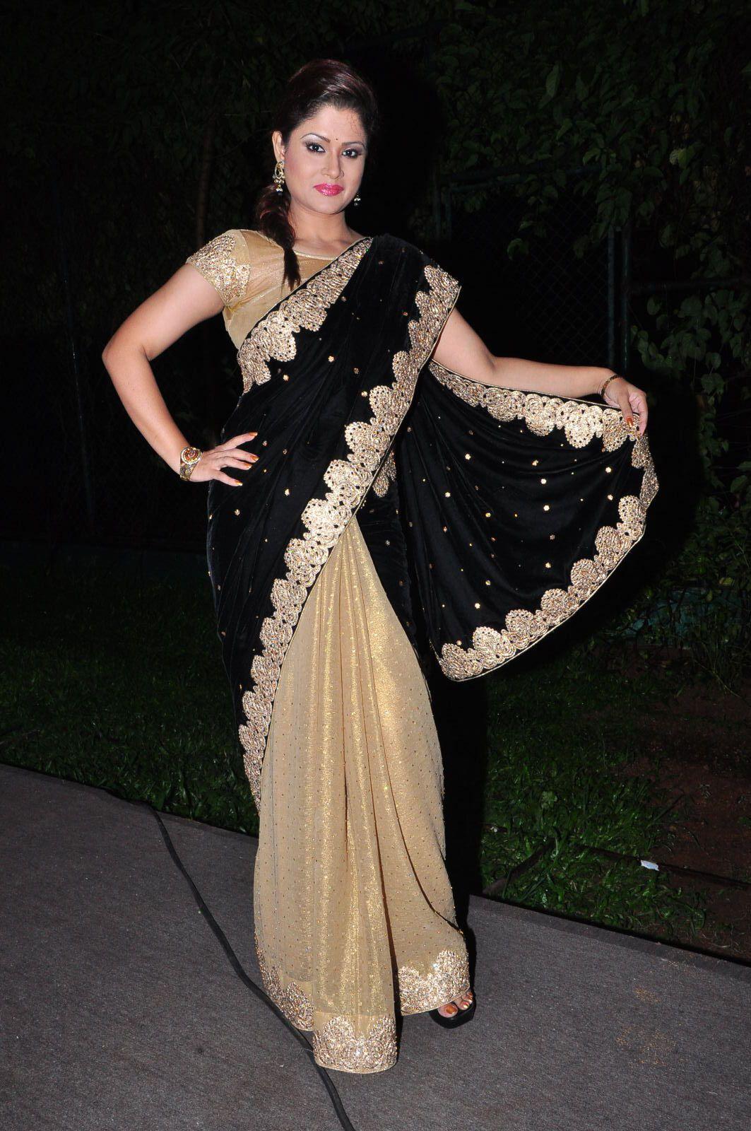 Shilpa Chakravarthy Cute Saree Pics