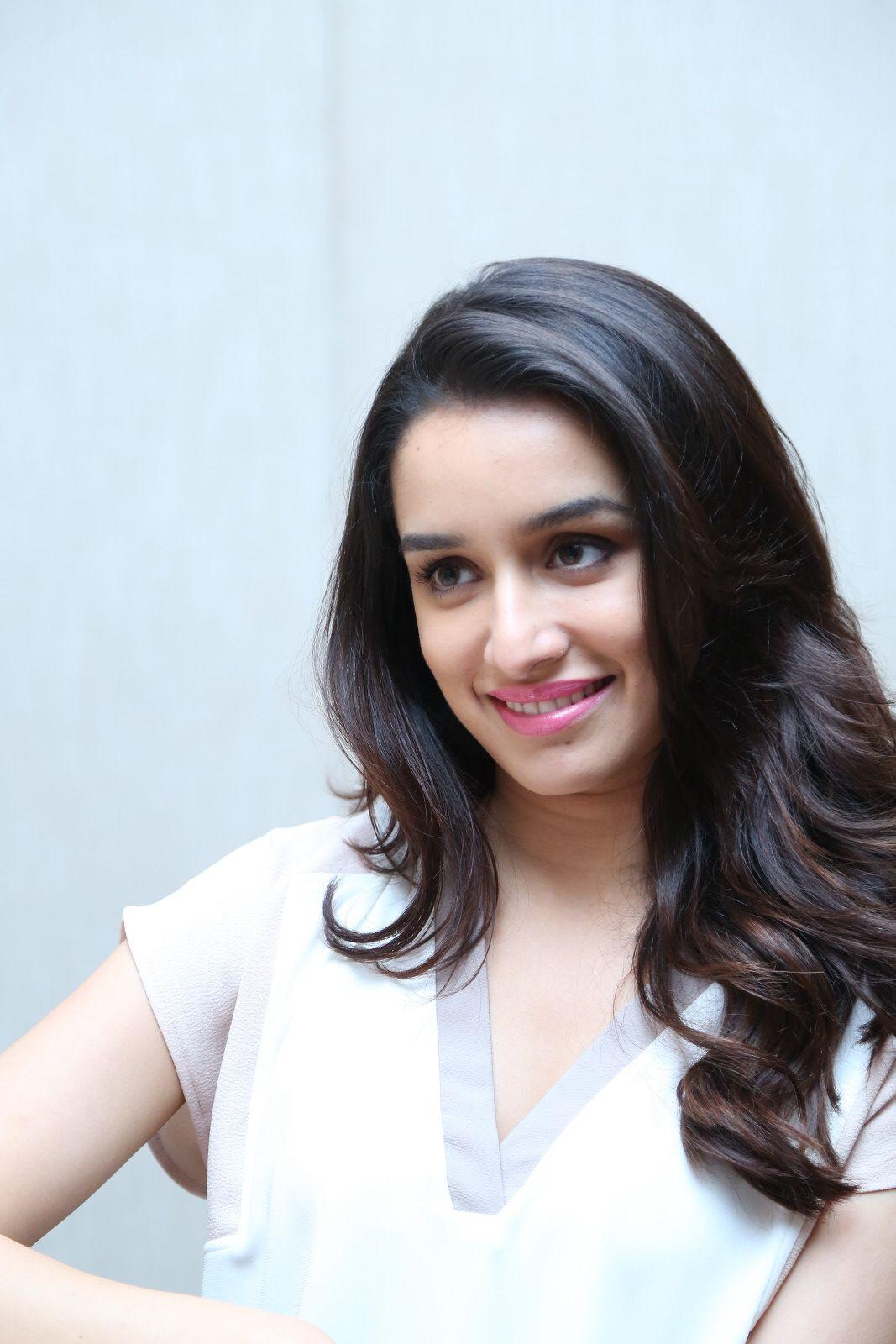 Shraddha Kapoor Cute Photos