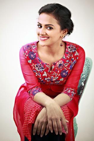 Shraddha Srinath Latest Photoshoot