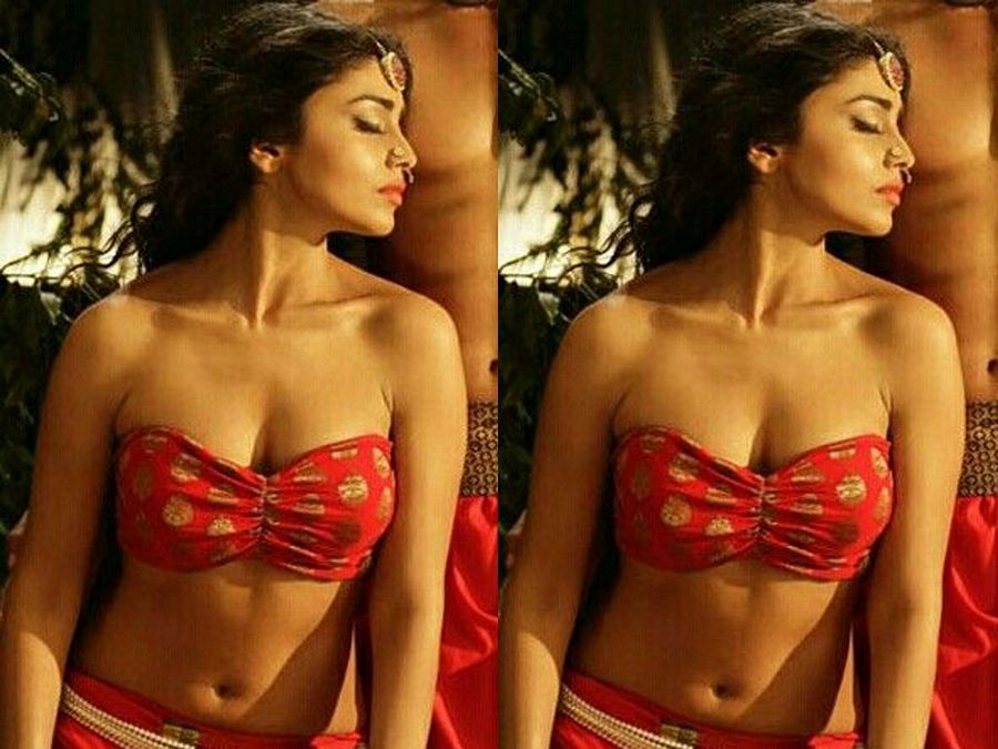 Shriya Saran Hot and rare gallery