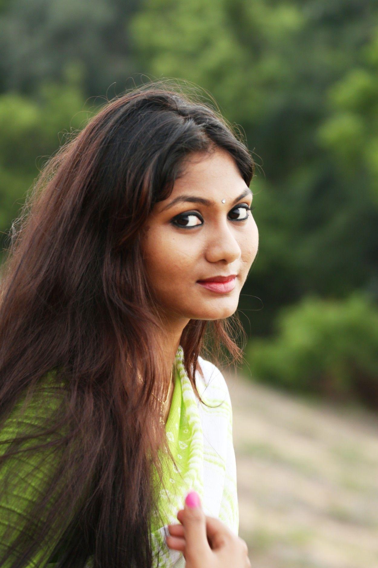 Shruthi Reddy New Stills