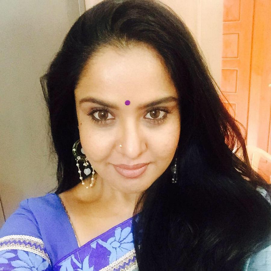 Side Actress Pragathi Unseen Pics