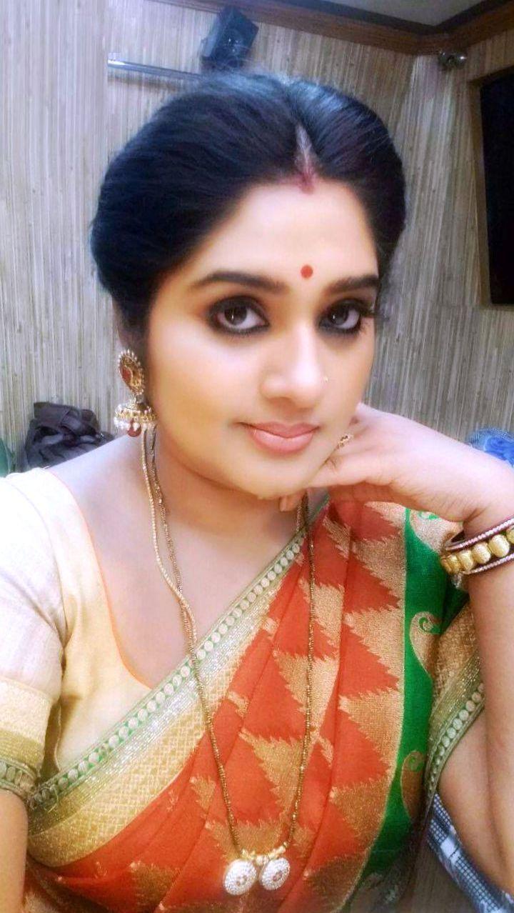 Side Actress Shailaja Priya Hot in Saree Pics